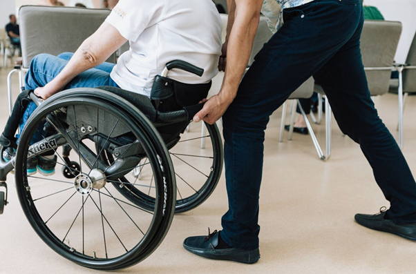 Грамотный уход крайне важен для продления жизни пациента с БАС