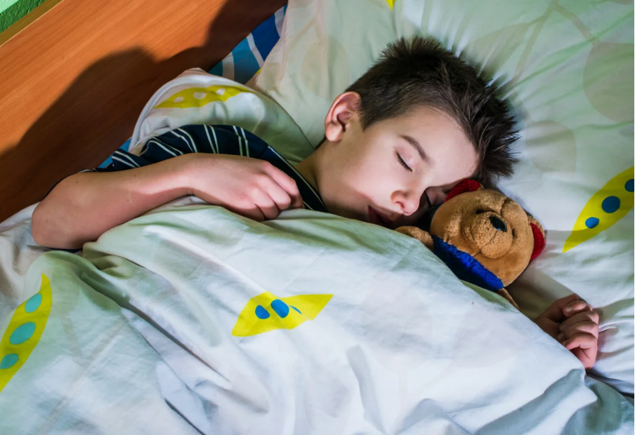 Важно вовремя заметить проблемы с дыханием во сне — появление храпа и апноэ